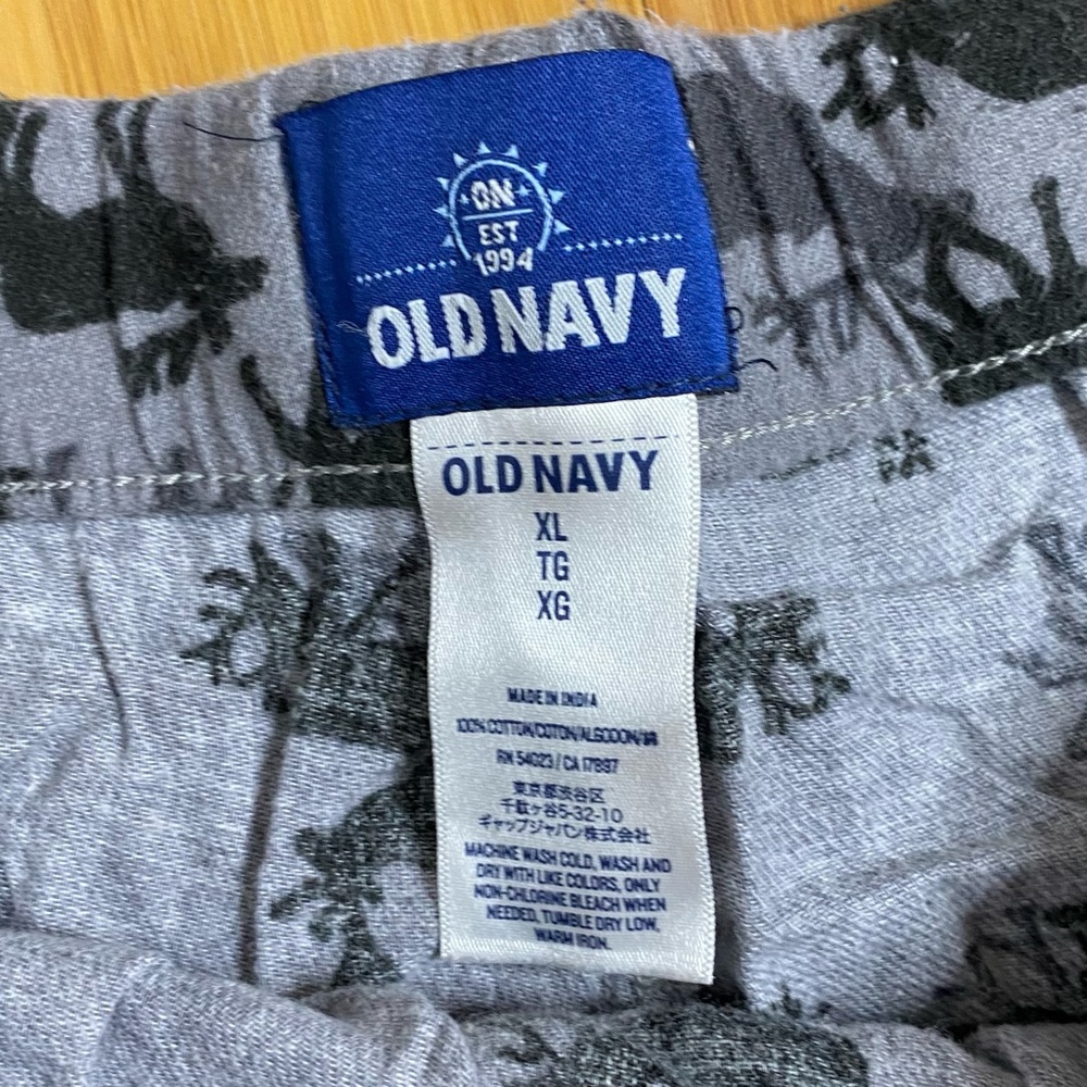 Old Navy reindeer flannel pajama pants grey XL - Picture 3 of 3
